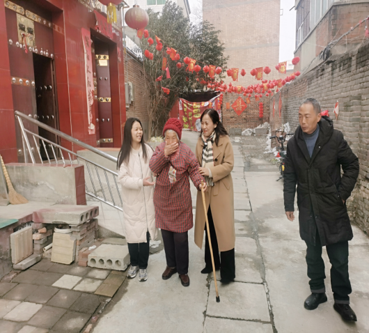 瑟瑟冬日 暖暖溫情——公司黨委、工會(huì)開(kāi)展“送溫暖、送祝福”活動(dòng)